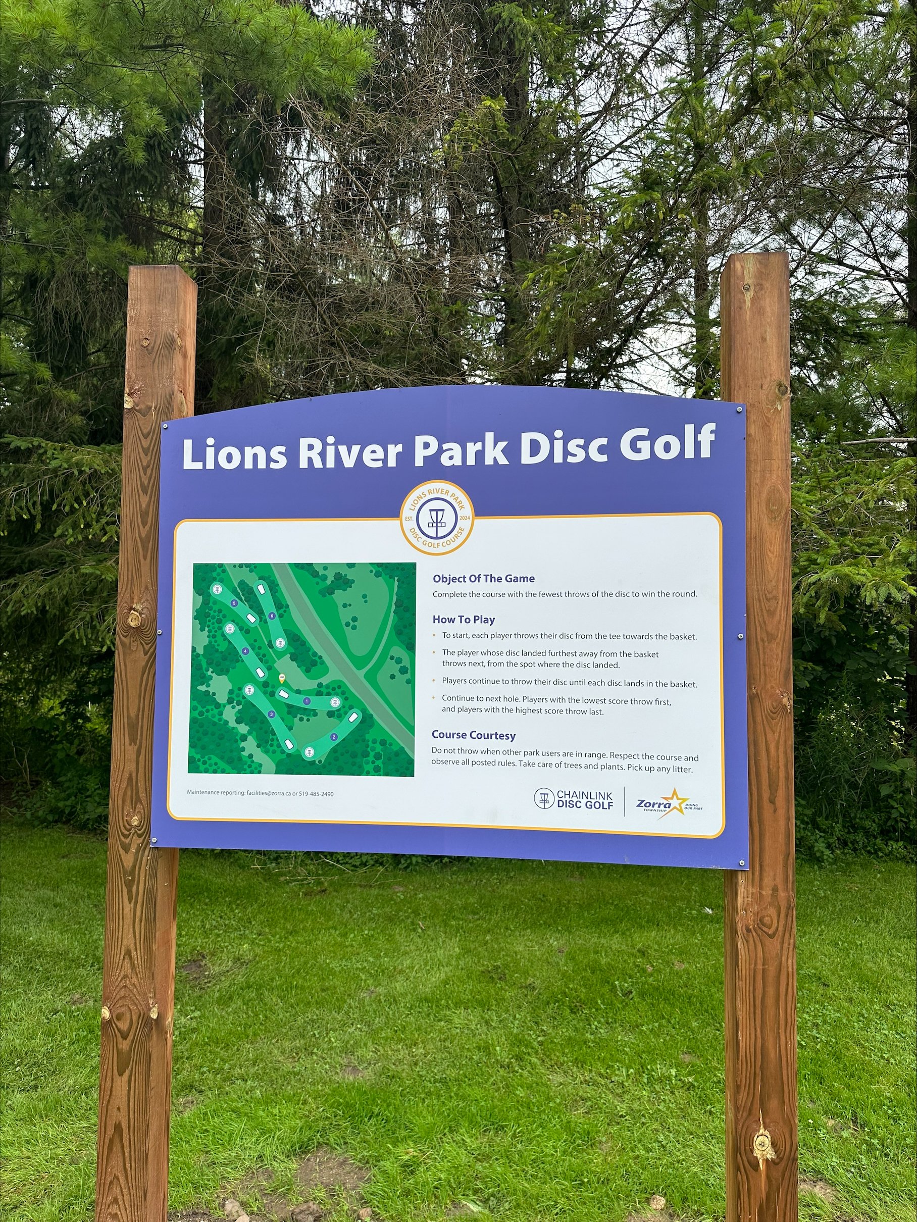 image of sign for disc golf
